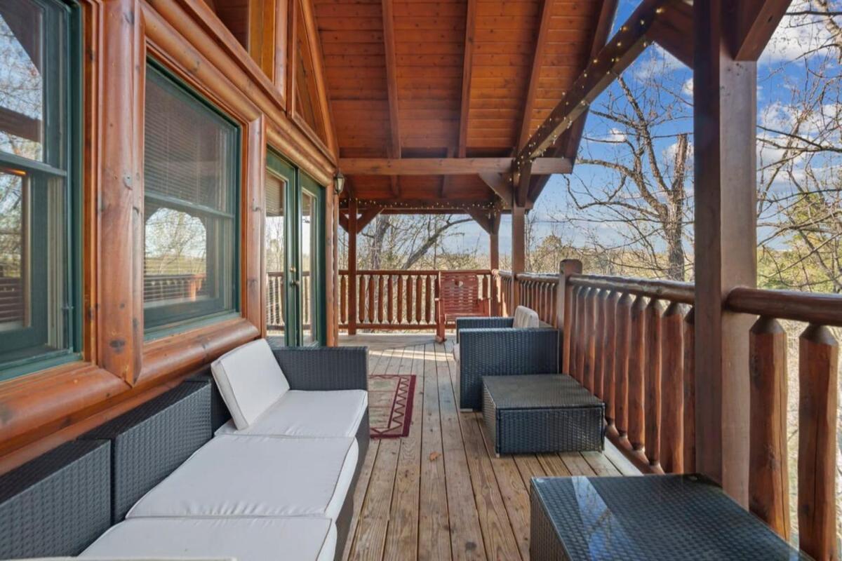 Stunning Mountain Cabin W Hot Tub Gatlinburg Eksteriør bilde