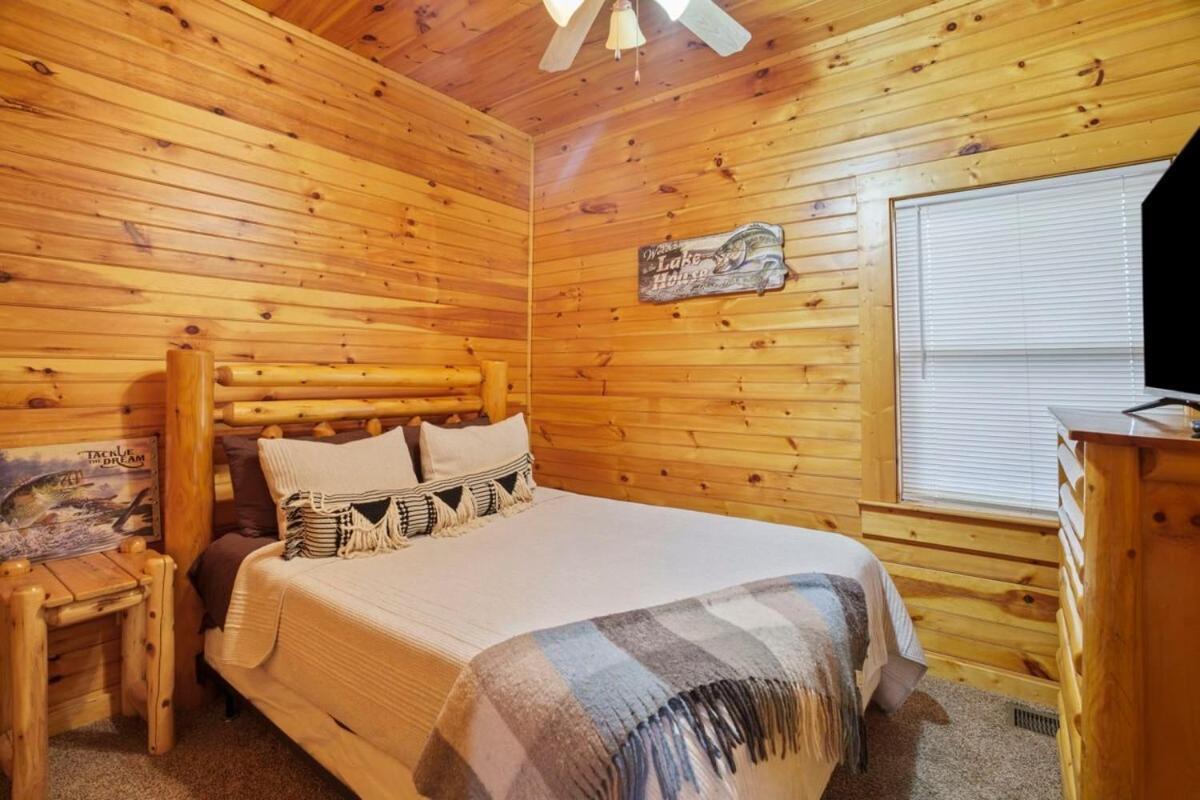 Stunning Mountain Cabin W Hot Tub Gatlinburg Eksteriør bilde